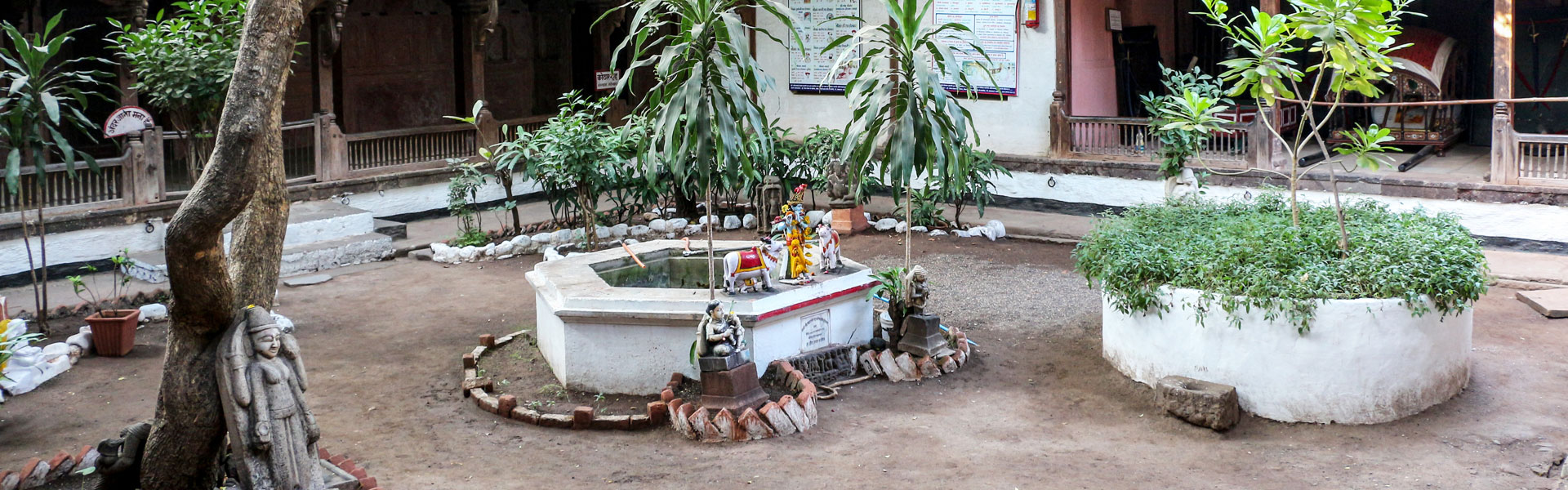 2 Nights 3 Days Indore - Omkareshwar - Maheshwar Tour